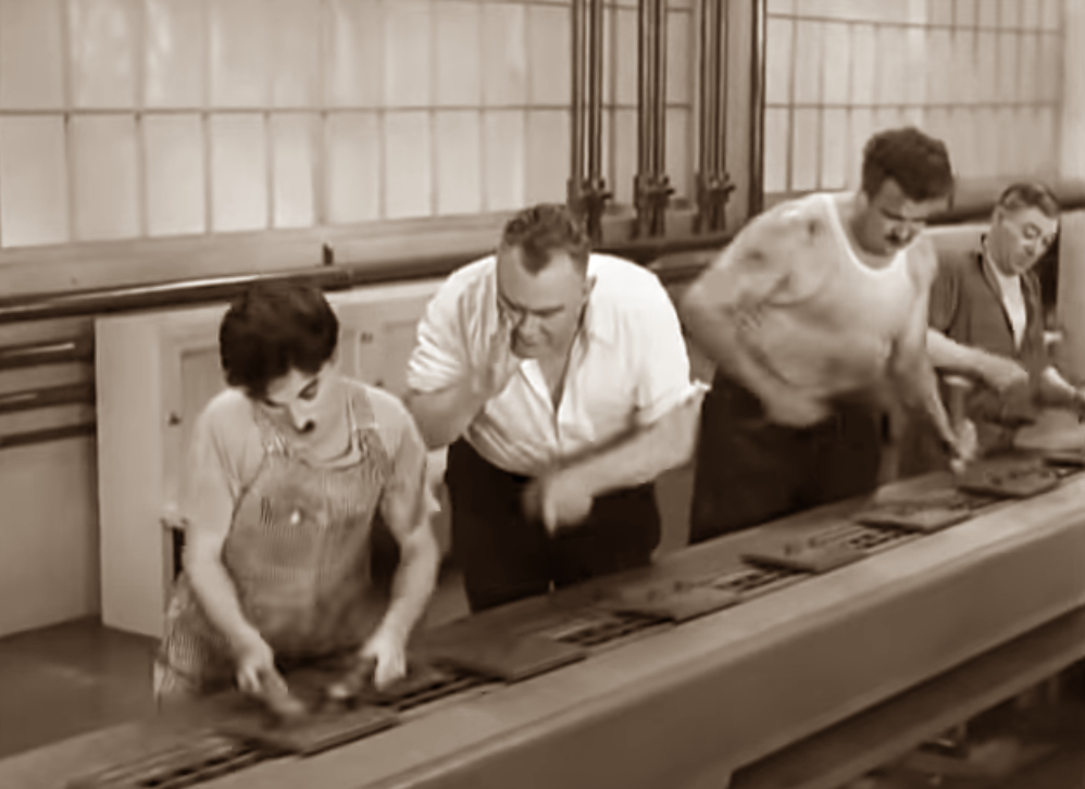 Herramientas de integración continua - assembly line - tiempos modernos - Charles Chaplin