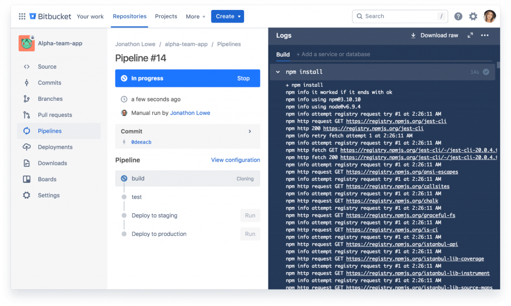 La herramienta integrada de CI/CD, Bitbucket Pipelines, permite crear flujos de trabajo automatizados. Con Bitbucket también pueden usarse herramientas externas de CI/CD, como Bamboo o Jenkins.